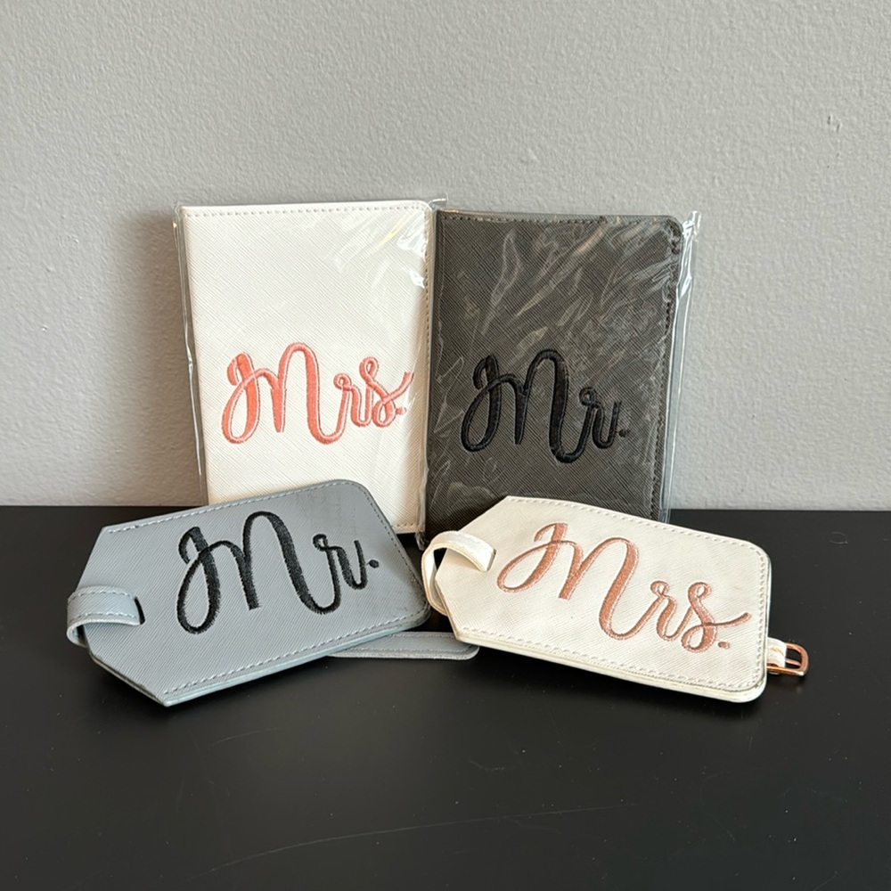 Mr & Mrs Travel Set - Passport Holders and Baggage Tags - Bridal